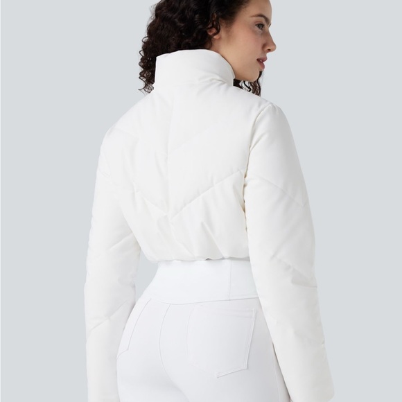 NEW! 2-pc Halara 3-in-1 Stand Collar Casual Cropped Puffer Coat & Thumb Holes! - Picture 3 of 13